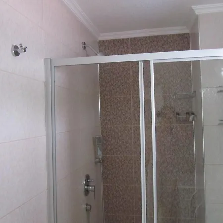 Cosy In Residential Apartment *